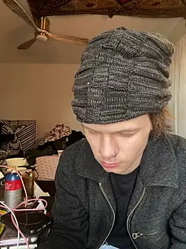 Snapshot of XanderOzzz chatting on 02/12/26, 01:50 XanderOzzz online show from 02/12/26, 01:50