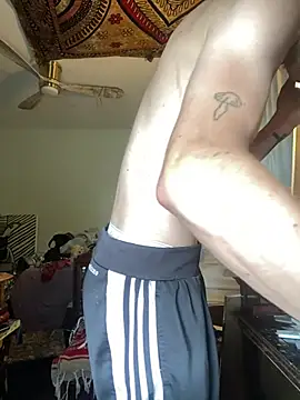 XanderOzzz online show from 06/07/26, 03:49