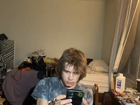 XanderOzzz online show from 06/17/26, 05:54
