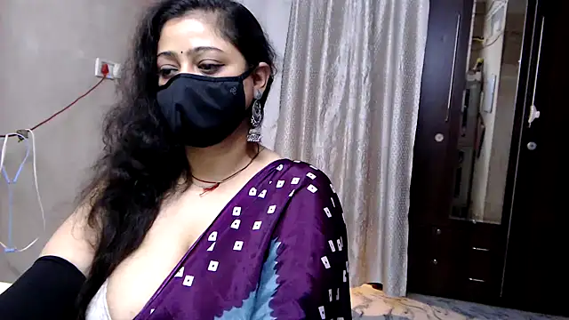 sexy indianboobs online show from 06/27/26, 02:23