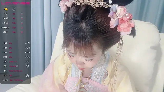 Snapshot of TeddyPrincess chatting on 04/07/26, 09:43 TeddyPrincess online show from 04/07/26, 09:43