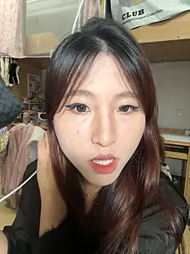 Snapshot of ououlovelove chatting on 11/15/25, 04:47 ououlovelove online show from 11/15/25, 04:47