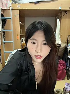 Snapshot of ououlovelove chatting on 02/01/26, 09:02 ououlovelove online show from 02/01/26, 09:02