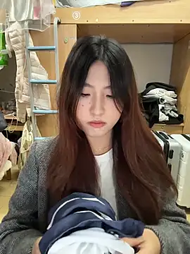 Snapshot of ououlovelove chatting on 03/18/26, 11:13 ououlovelove online show from 03/18/26, 11:13