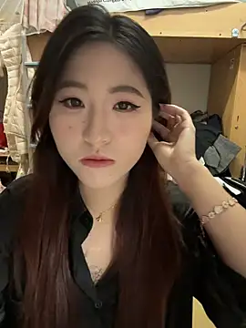 Snapshot of ououlovelove chatting on 03/20/26, 02:11 ououlovelove online show from 03/20/26, 02:11