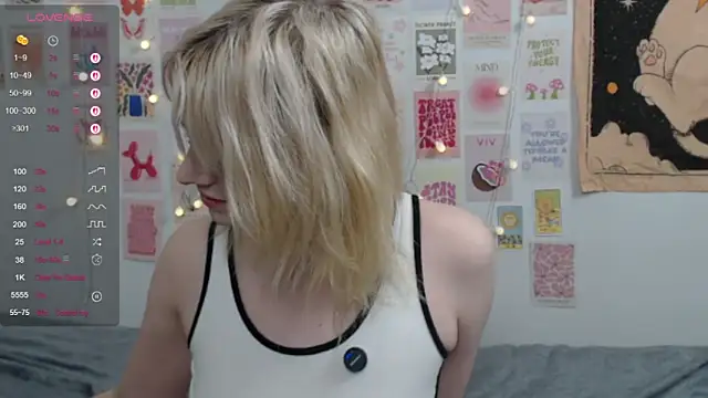 Snapshot of triplebakaaa chatting on 02/17/26, 08:59 triplebakaaa online show from 02/17/26, 08:59