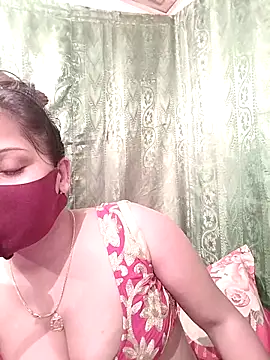 Snapshot of Payel_50 chatting on 02/17/26, 01:51 Payel 50 online show from 02/17/26, 01:51