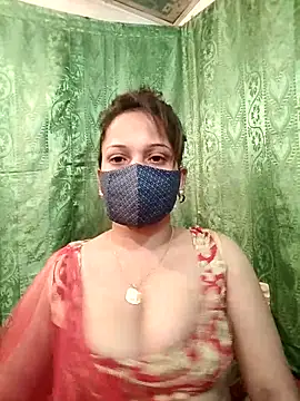 Snapshot of Payel_50 chatting on 02/18/26, 05:53 Payel 50 online show from 02/18/26, 05:53