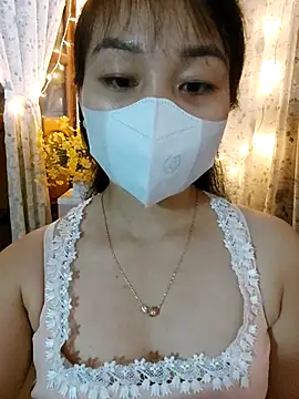 Snapshot of Laurie369 chatting on 10/02/25, 03:41 Laurie369 online show from 10/02/25, 03:41