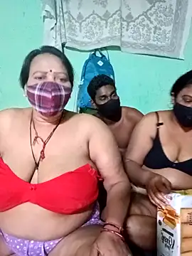 LoveOnStream online show from 03/08/26, 12:31