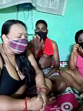 LoveOnStream online show from 03/18/26, 01:31