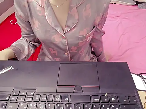 Lamoon 2k online show from 11/04/25, 06:45