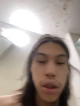 Snapshot of heytherepeoples717 chatting on 01/09/26, 12:41 heytherepeoples717 online show from 01/09/26, 12:41