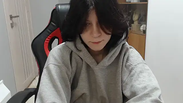 TinaQuiin online show from 09/26/25, 08:07