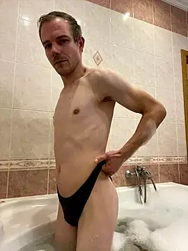 Snapshot of Skinny0150 chatting on 01/09/26, 04:21 Skinny0150 online show from 01/09/26, 04:21