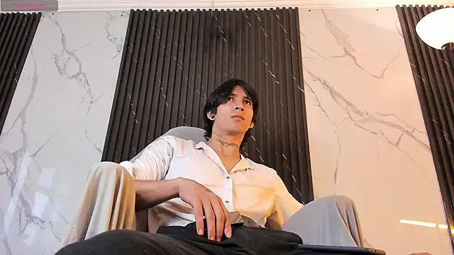 Snapshot of jett_savage chatting on 09/18/25, 02:30 jett savage online show from 09/18/25, 02:30