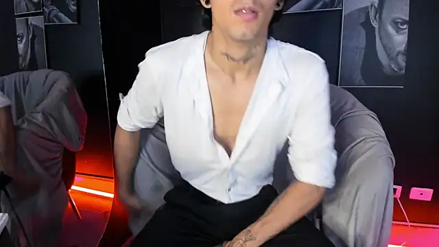 Snapshot of jett_savage chatting on 09/29/25, 02:00 jett savage online show from 09/29/25, 02:00