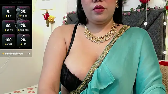 IndraKaur  online show from 04/25/26, 01:41