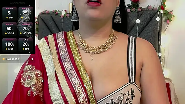 Snapshot of IndraKaur_ chatting on 05/06/26, 12:32 IndraKaur online show from 05/06/26, 12:32