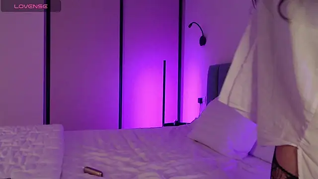 christinafitness online show from 04/15/26, 07:58