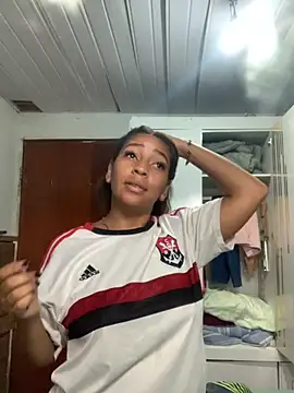 Snapshot of Crisschiavo chatting on 09/25/25, 01:04 Crisschiavo online show from 09/25/25, 01:04