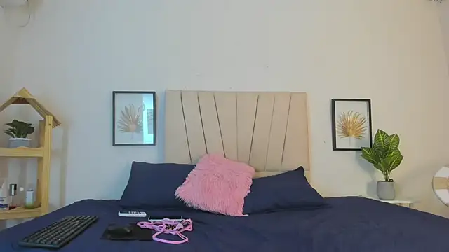 Snapshot of _Miaa_khalifa_ chatting on 02/07/26, 12:31 Miaa khalifa online show from 02/07/26, 12:31