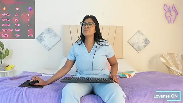 Snapshot of _Miaa_khalifa_ chatting on 03/12/26, 12:11 Miaa khalifa online show from 03/12/26, 12:11