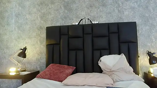 crystaldarliing online show from 04/30/26, 04:57