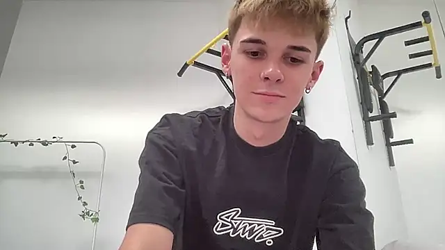 Milk Guy online show from 09/15/25, 02:39