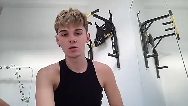 Milk Guy online show from 09/19/25, 01:34