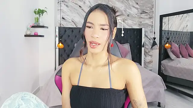 kitty collins  online show from 06/24/26, 11:53