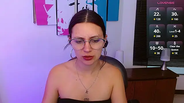 Snapshot of AlanaGarcia19 chatting on 10/16/25, 11:55 AlanaGarcia19 online show from 10/16/25, 11:55