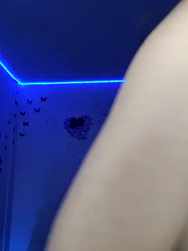 Danly  online show from 11/28/25, 03:42