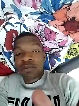 Snapshot of TmanZim2025 chatting on 09/13/25, 07:57 TmanZim2025 online show from 09/13/25, 07:57