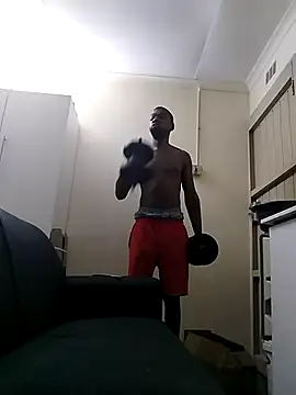 Snapshot of TmanZim2025 chatting on 09/23/25, 04:43 TmanZim2025 online show from 09/23/25, 04:43