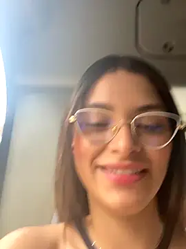 Hannacooper3 online show from 11/18/25, 06:56