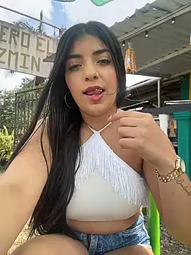 Isaa-Sweet online show from 02/17/26, 04:13