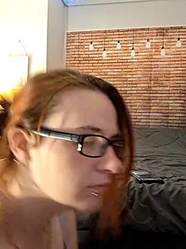 Snapshot of queenpeaches121 chatting on 11/15/25, 12:41 queenpeaches121 online show from 11/15/25, 12:41