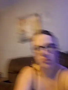 Snapshot of queenpeaches121 chatting on 03/12/26, 11:11 queenpeaches121 online show from 03/12/26, 11:11