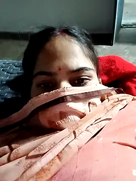 Snapshot of CUTE-786 chatting on 11/06/25, 02:29 CUTE-786 online show from 11/06/25, 02:29