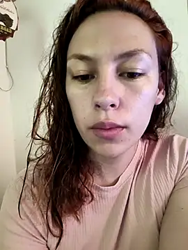 Snapshot of AlanaDesire chatting on 11/02/25, 03:03 AlanaDesire online show from 11/02/25, 03:03