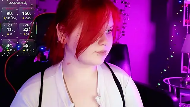 fillisfox  online show from 09/27/25, 03:39