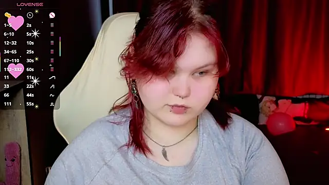 fillisfox  online show from 04/09/26, 04:12