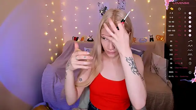 AnyaTaylor  online show from 09/27/25, 02:16