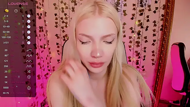 AnyaTaylor  online show from 02/21/26, 08:15