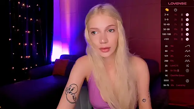 AnyaTaylor  online show from 06/24/26, 01:48