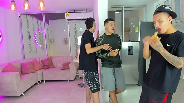 Warrios teams online show from 09/09/25, 05:40