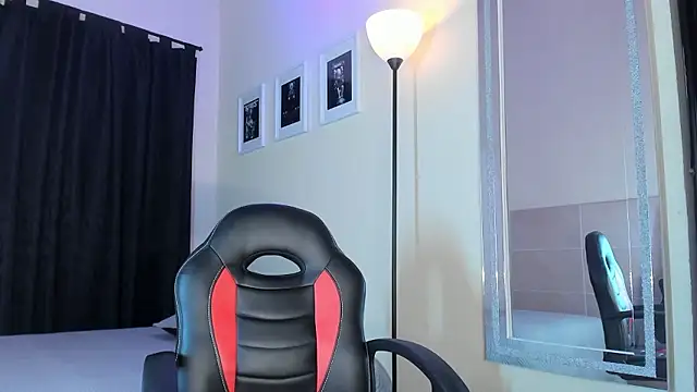 Snapshot of TeamPorn_19 chatting on 01/15/26, 10:02 TeamPorn 19 online show from 01/15/26, 10:02