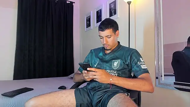 Snapshot of TeamPorn_19 chatting on 01/16/26, 07:07 TeamPorn 19 online show from 01/16/26, 07:07