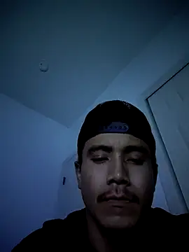 ernin2865 online show from 10/28/25, 09:57